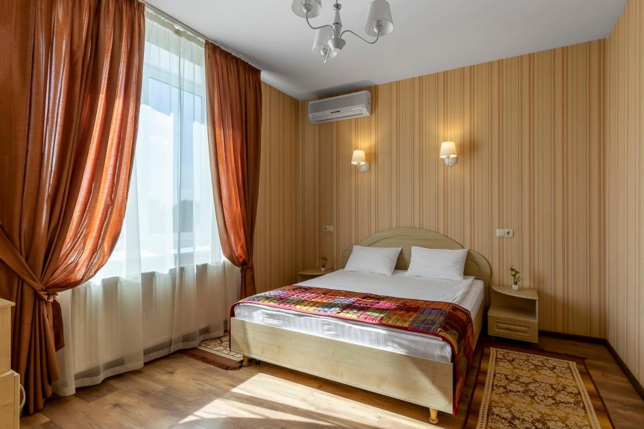 Гостиница Siesta Киев Sofiivska Borshchahivka Esterno foto