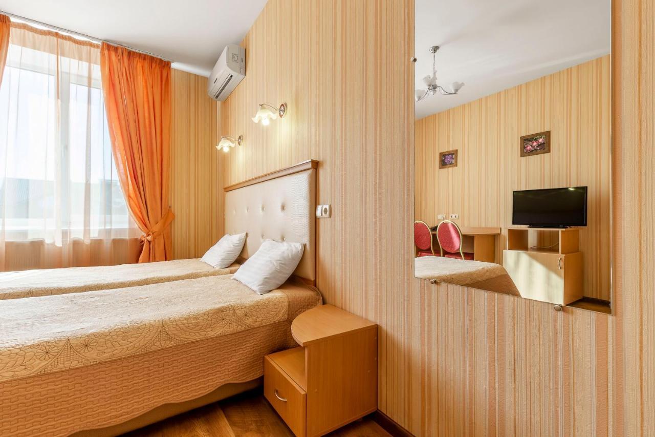 Гостиница Siesta Киев Sofiivska Borshchahivka Esterno foto