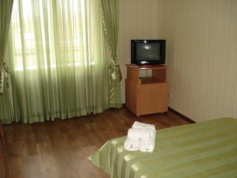 Гостиница Siesta Киев Sofiivska Borshchahivka Esterno foto